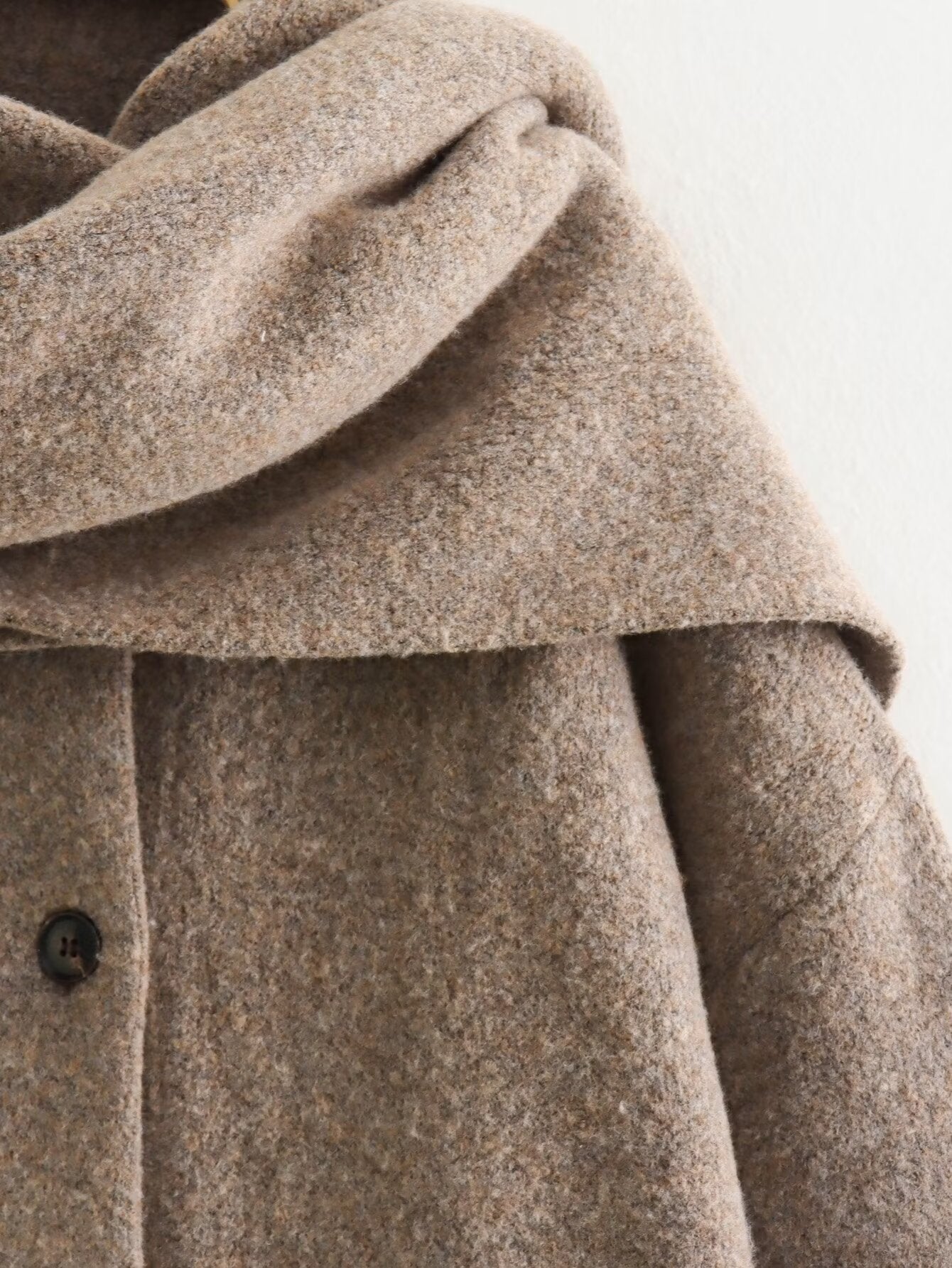 New Women's Autumn Warm Scarf Short Knitted Overcoat Jacket